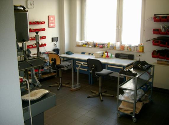 Orthopädie- und Schuhtechnik mit Sanitätshaus zu verkaufen – Bild 1