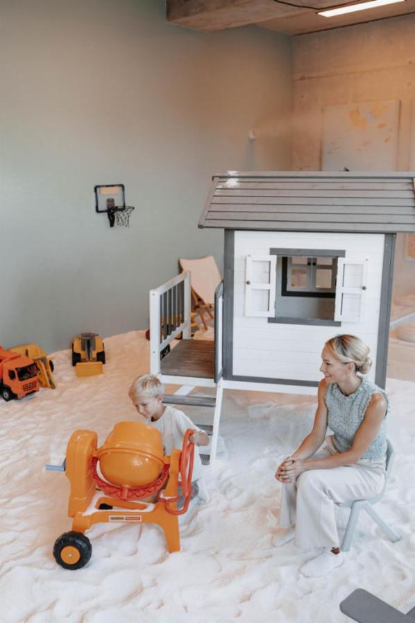 Familiencafé mit Salzgrotte & Indoor-Spielbereich in Top-Lage übernehmen – Bild 3