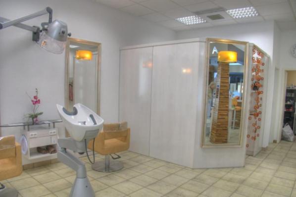 Etablierter Friseursalon in zentraler Lage von Fritzlar abzugeben! – Bild 2