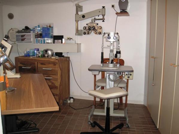 Augenoptiker Fachgeschäft – Bild 3